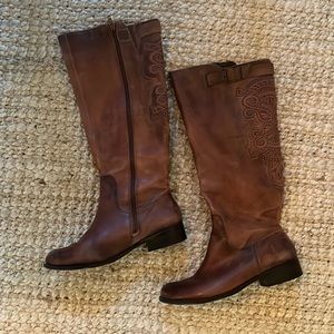 Gianni Bini Boots